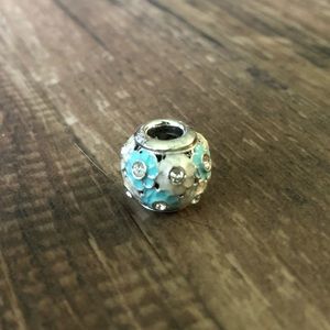 Pandora Primose Meadow Charm